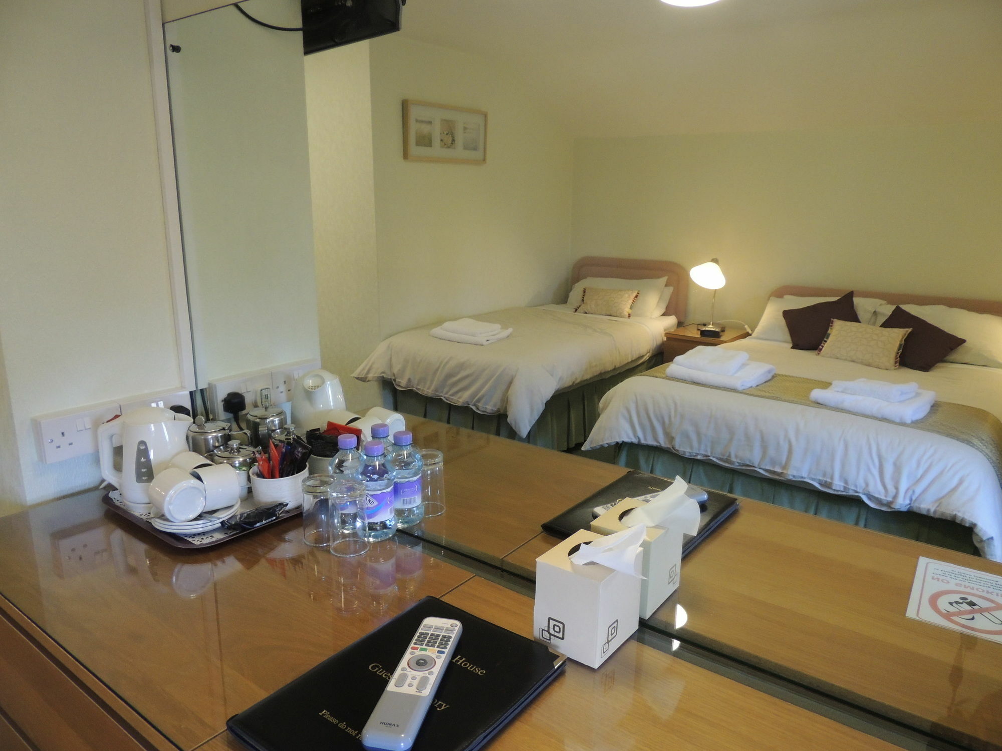 Surrone Guest House เกรทนากรีน ภายนอก รูปภาพ